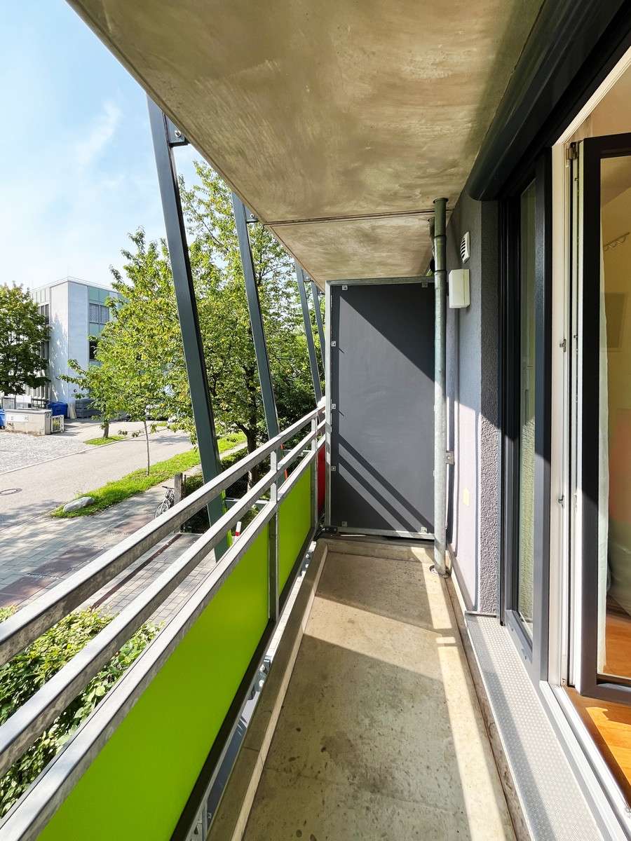 Sonniger Balkon